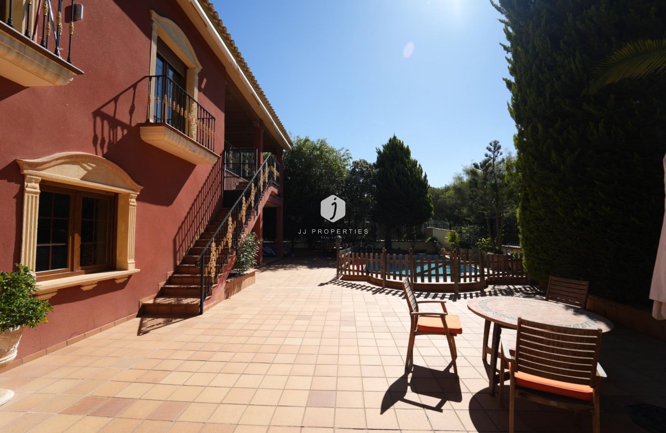 D'occasion - Villa -
Orihuela Costa - Campoamor