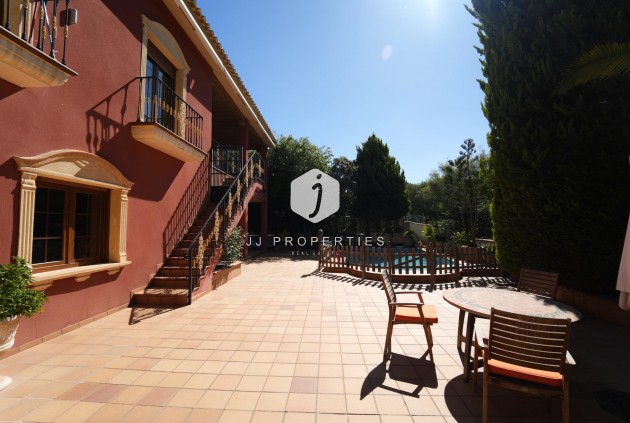 D'occasion - Villa -
Orihuela Costa - Campoamor