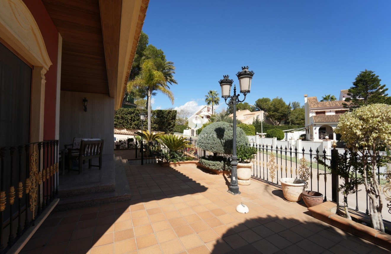 D'occasion - Villa -
Orihuela Costa - Campoamor