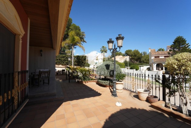 D'occasion - Villa -
Orihuela Costa - Campoamor