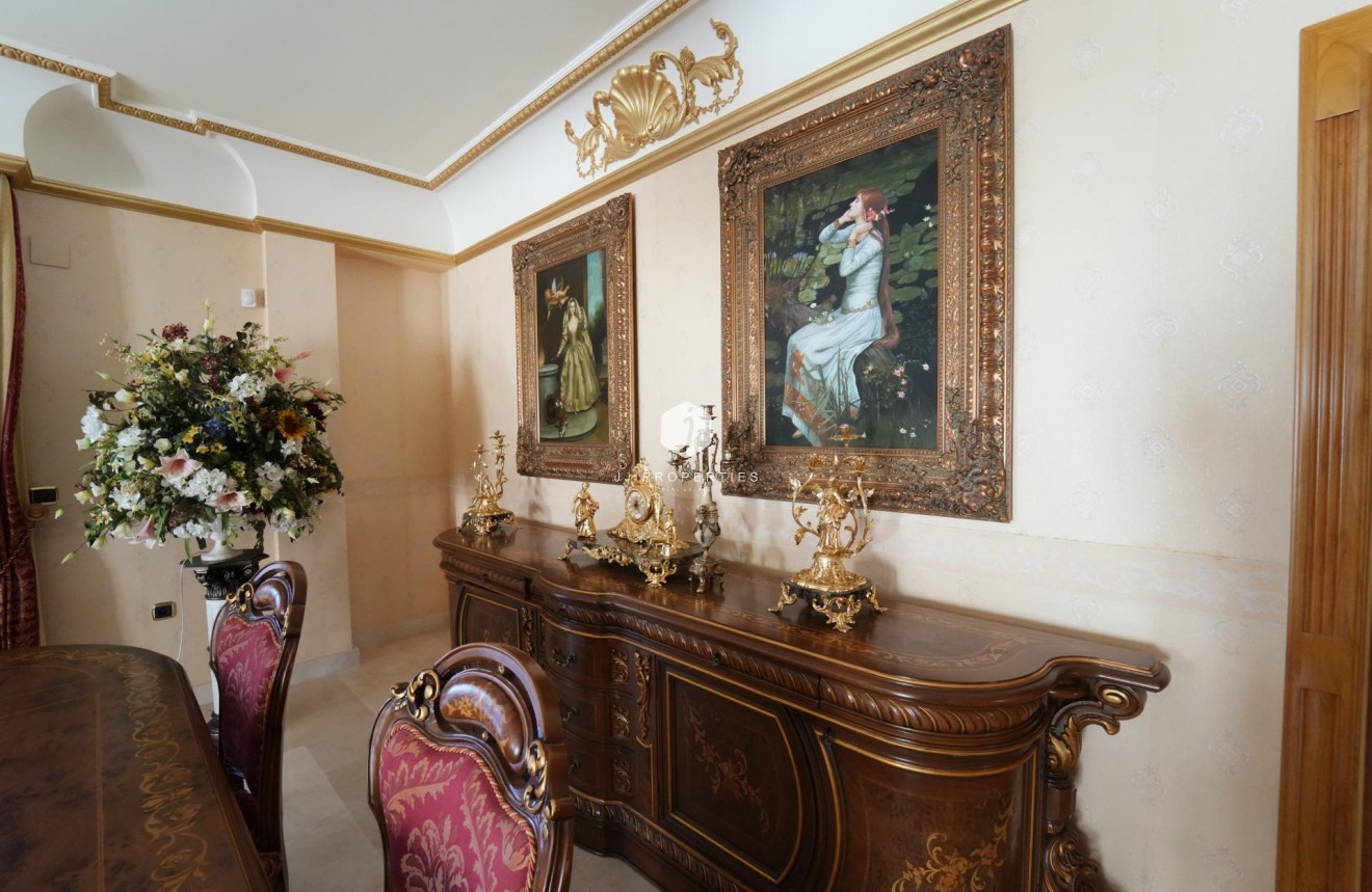 D'occasion - Villa -
Orihuela Costa - Campoamor