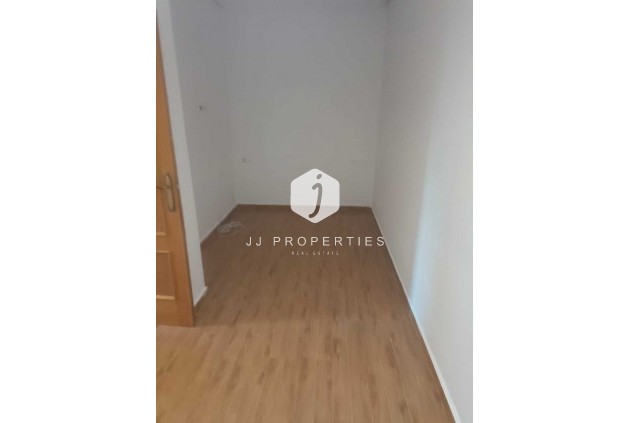 Aus zweiter Hand - Villa -
Los Altos - Costa Blanca