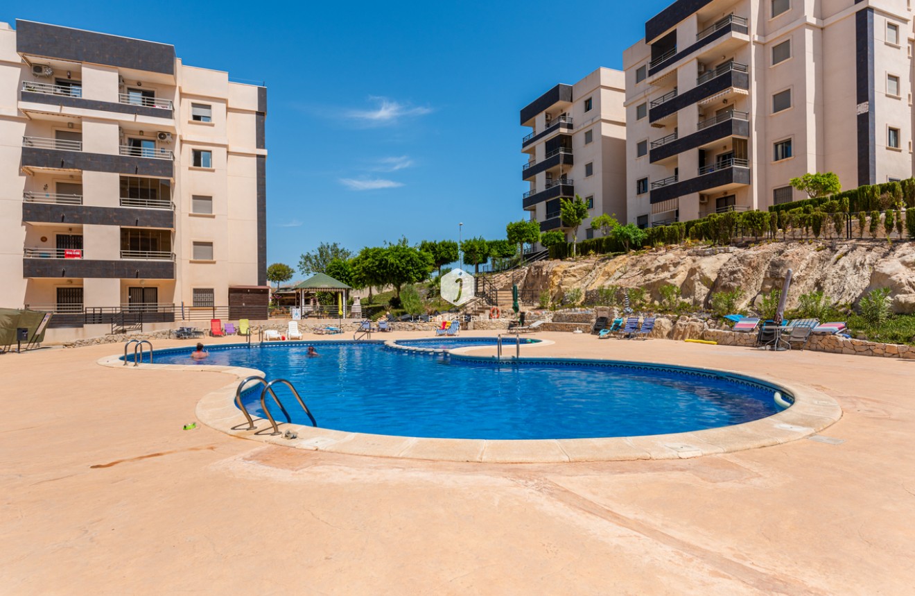 Resale - Apartment / flat -
San Miguel de Salinas - Inland