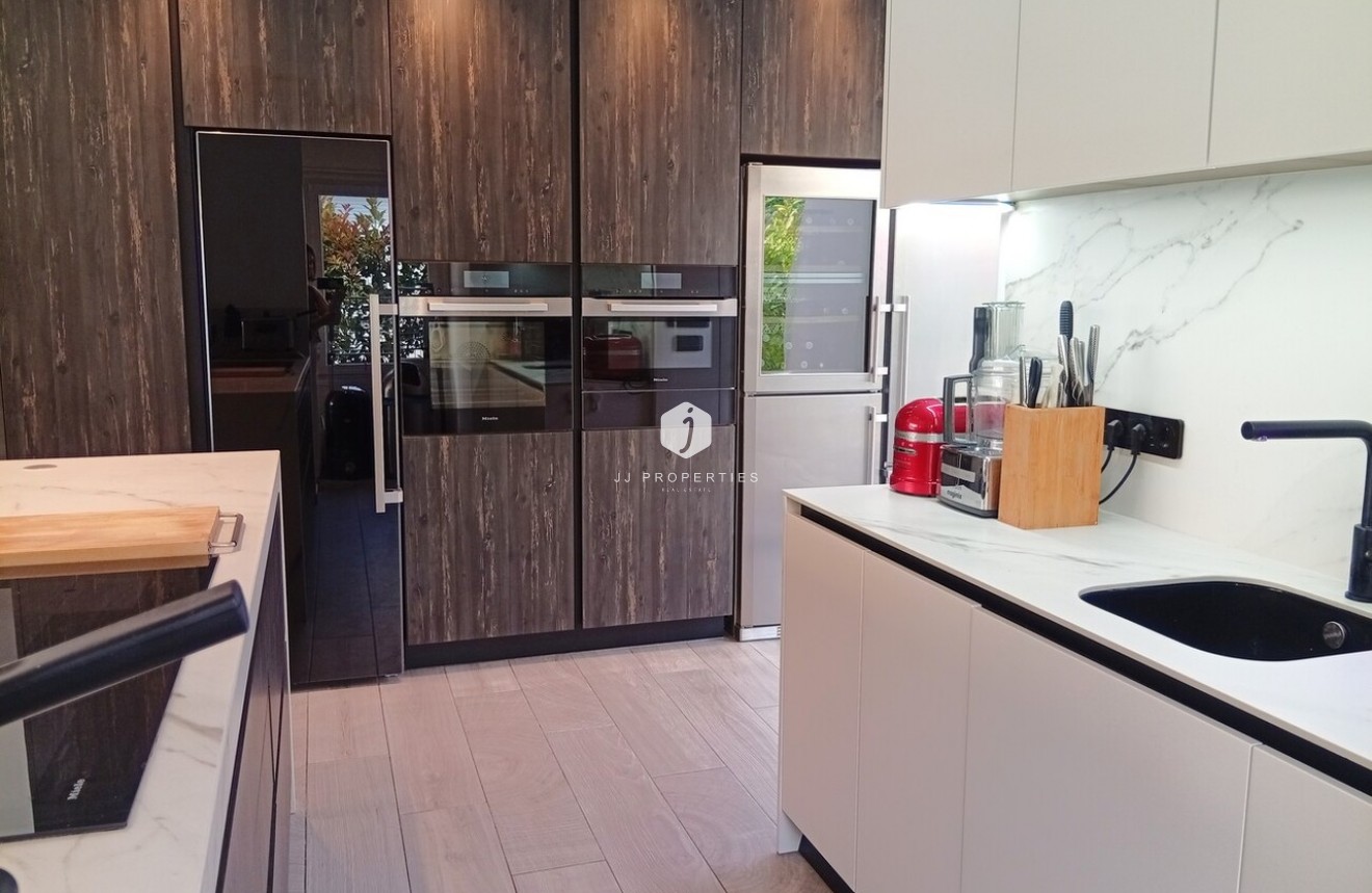 D'occasion - Villa -
La Finca Golf Resort - Inland