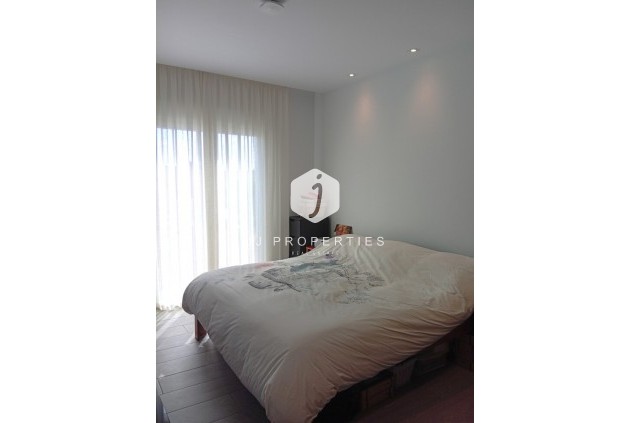 D'occasion - Villa -
La Finca Golf Resort - Inland