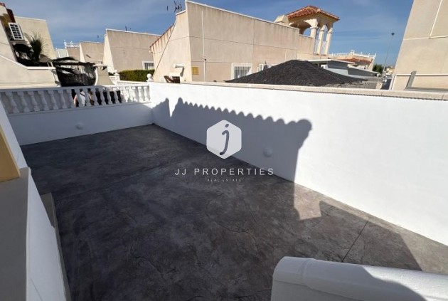 Aus zweiter Hand - Villa -
Algorfa - Inland