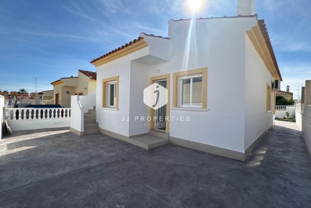 Aus zweiter Hand - Villa -
Algorfa - Inland