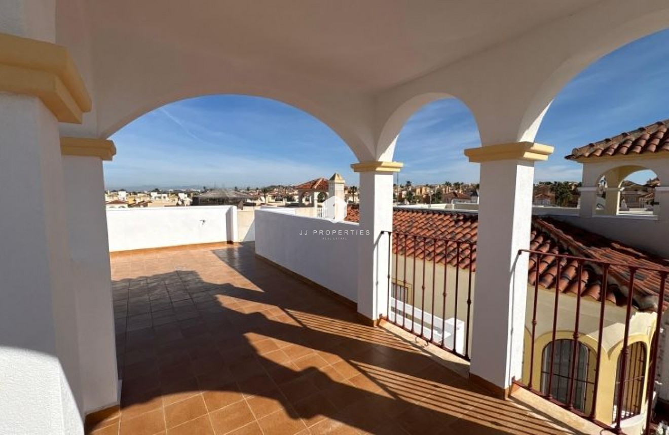 Aus zweiter Hand - Villa -
Algorfa - Inland