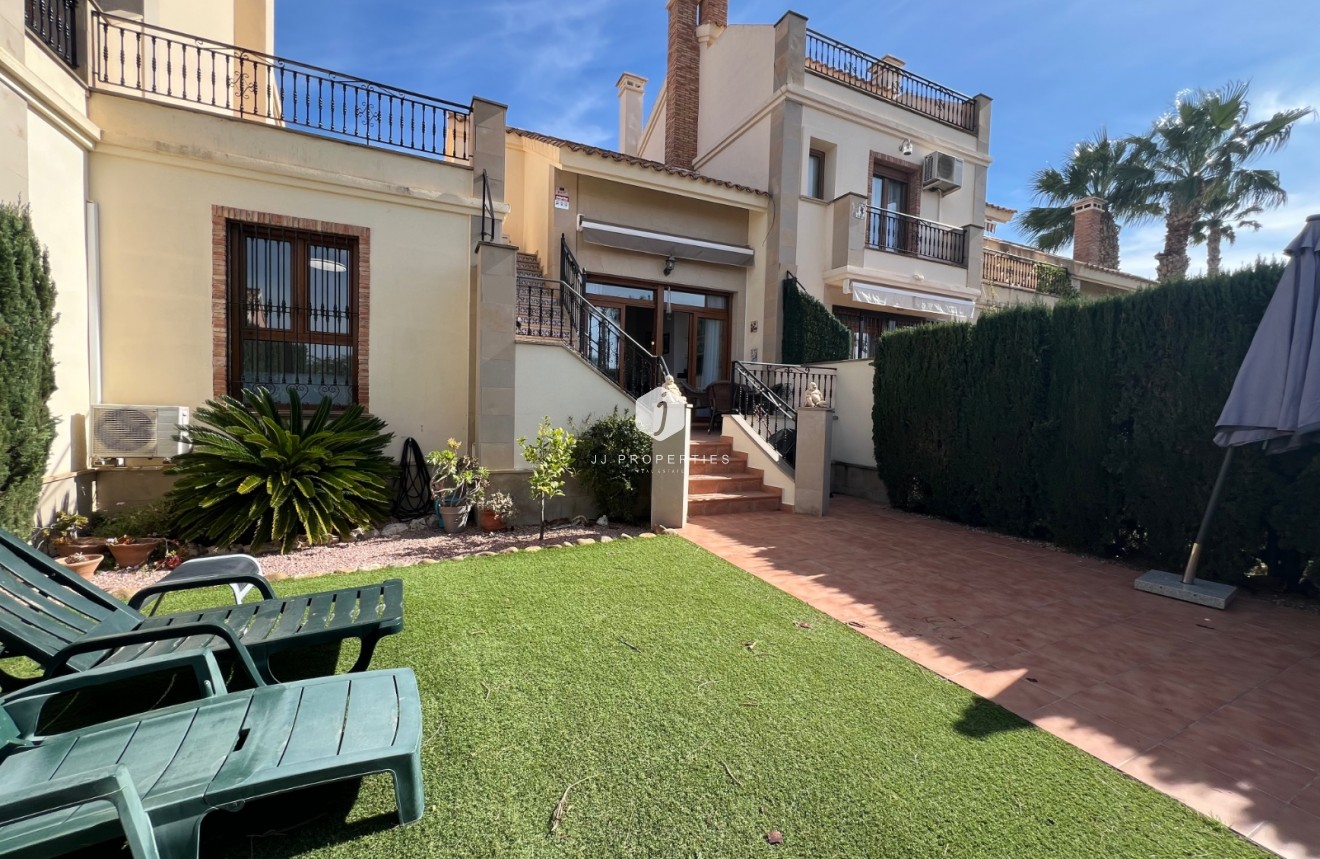 Aus zweiter Hand - Bungalow -
Algorfa - Inland