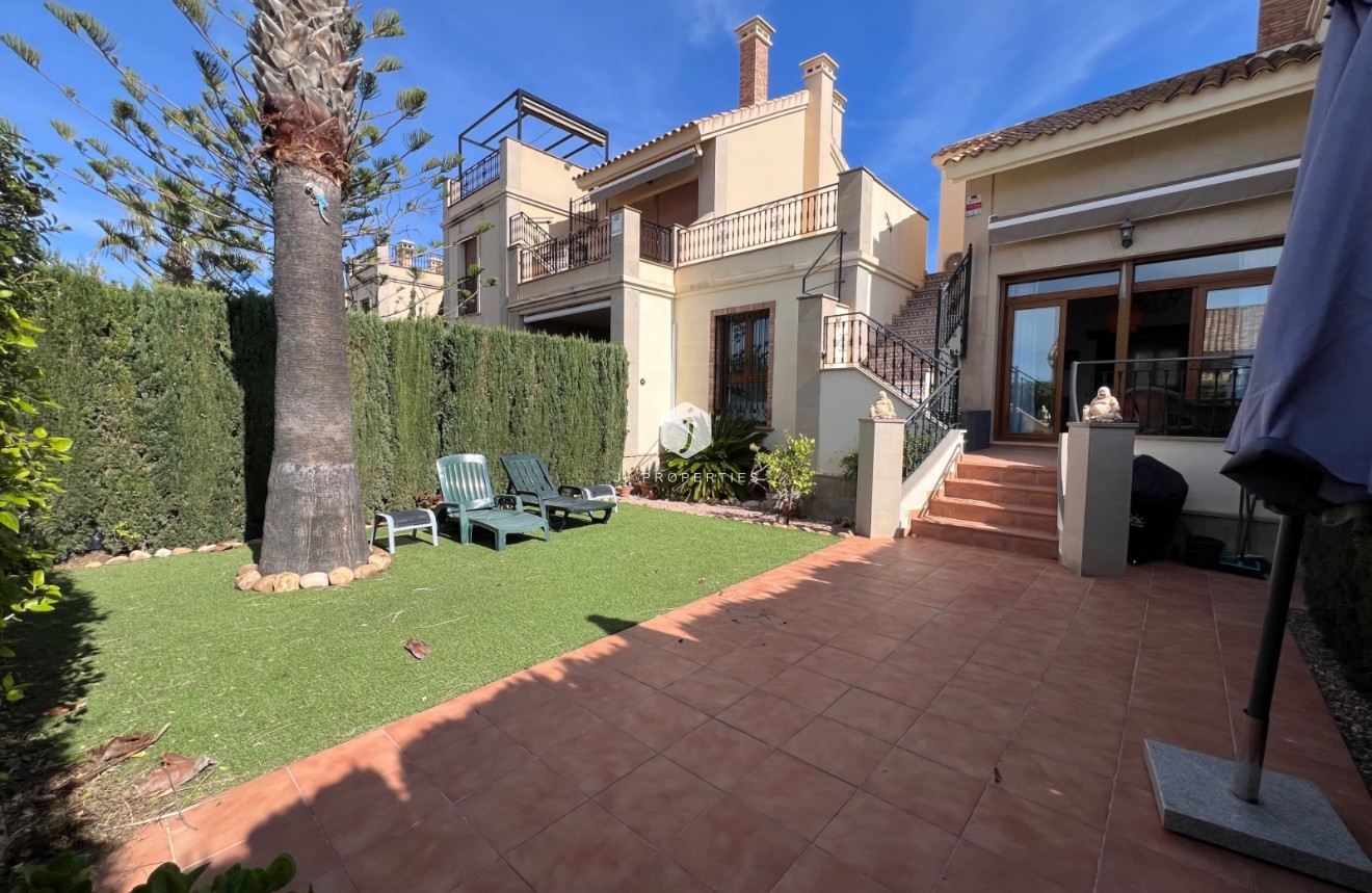 Aus zweiter Hand - Bungalow -
Algorfa - Inland