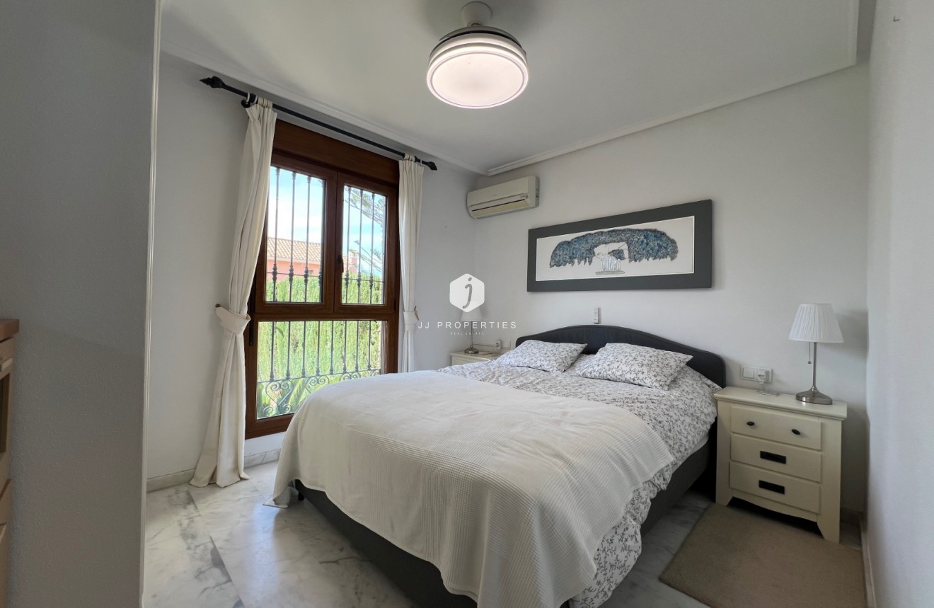 Aus zweiter Hand - Bungalow -
Algorfa - Inland