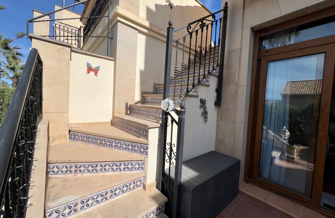 Aus zweiter Hand - Bungalow -
Algorfa - Inland