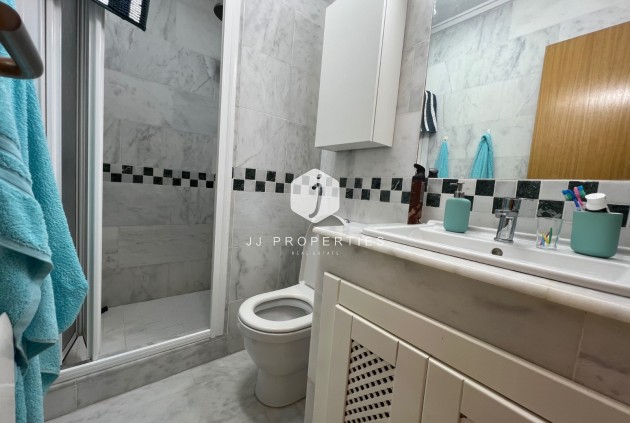 Aus zweiter Hand - Bungalow -
Algorfa - Inland