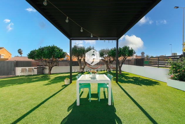 Segunda mano - Chalet -
Torrevieja - Costa Blanca