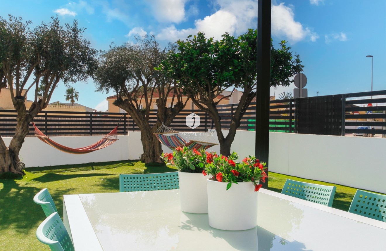 Segunda mano - Chalet -
Torrevieja - Costa Blanca