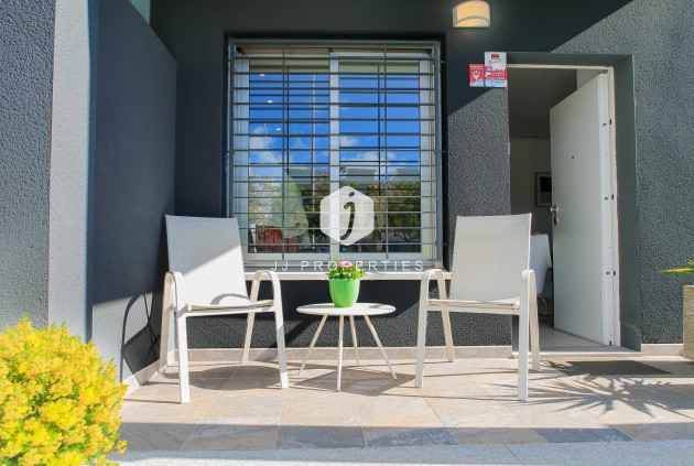 Segunda mano - Chalet -
Torrevieja - Costa Blanca