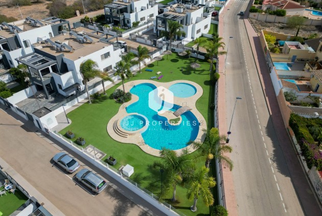 Segunda mano - Chalet -
Torrevieja - Costa Blanca