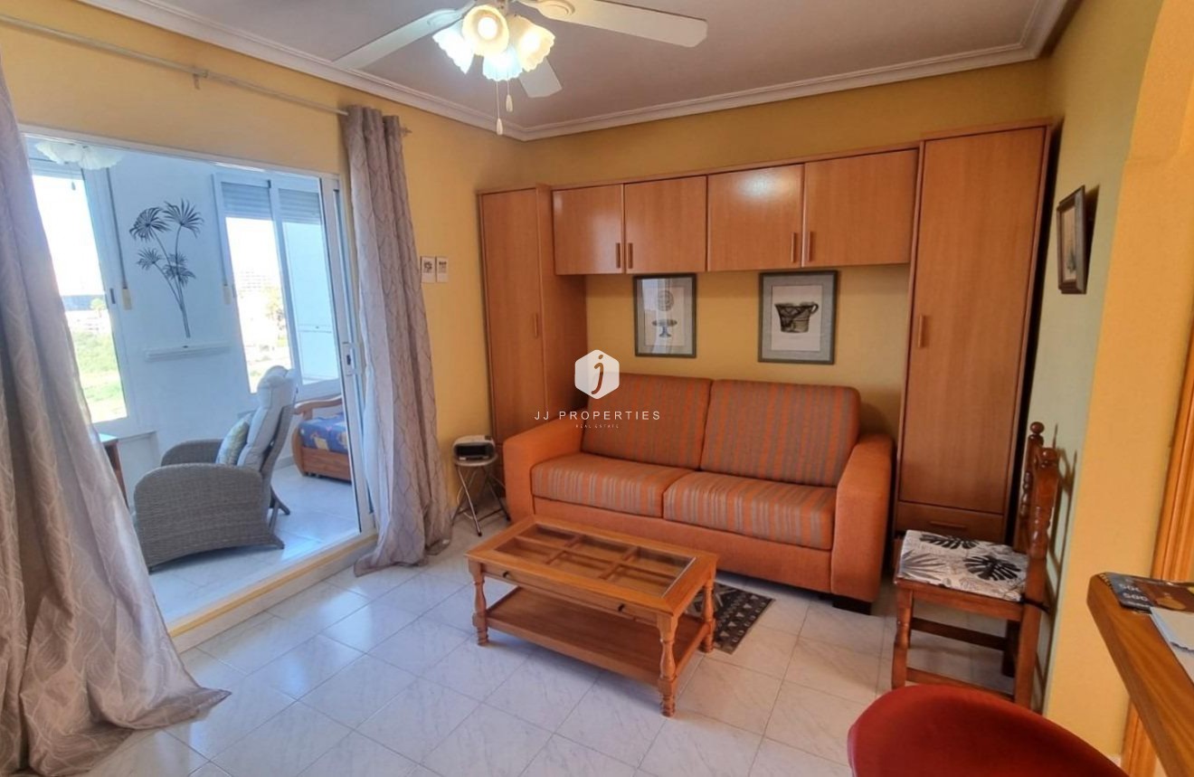 Aus zweiter Hand - Wohnung -
Torrevieja - La Mata
