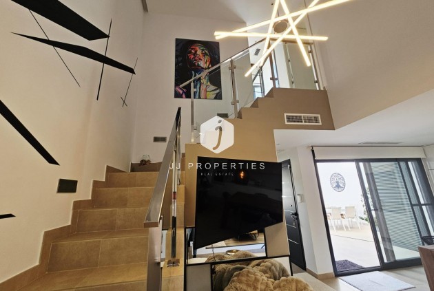 Aus zweiter Hand - Villa -
Benijofar - Benimar