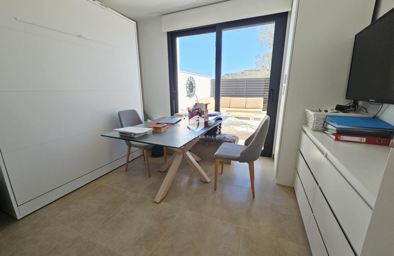 Aus zweiter Hand - Villa -
Benijofar - Benimar