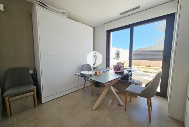 Aus zweiter Hand - Villa -
Benijofar - Benimar