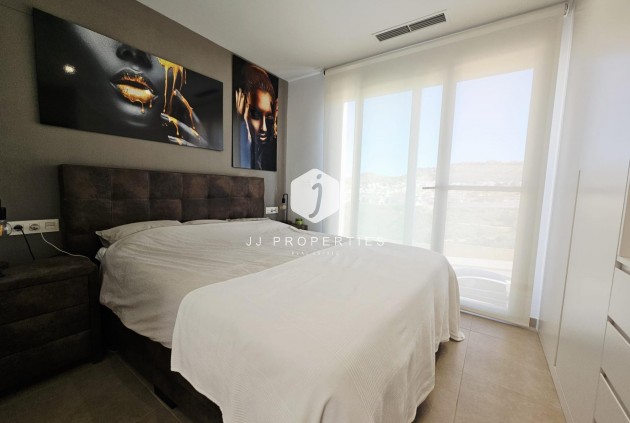 Aus zweiter Hand - Villa -
Benijofar - Benimar