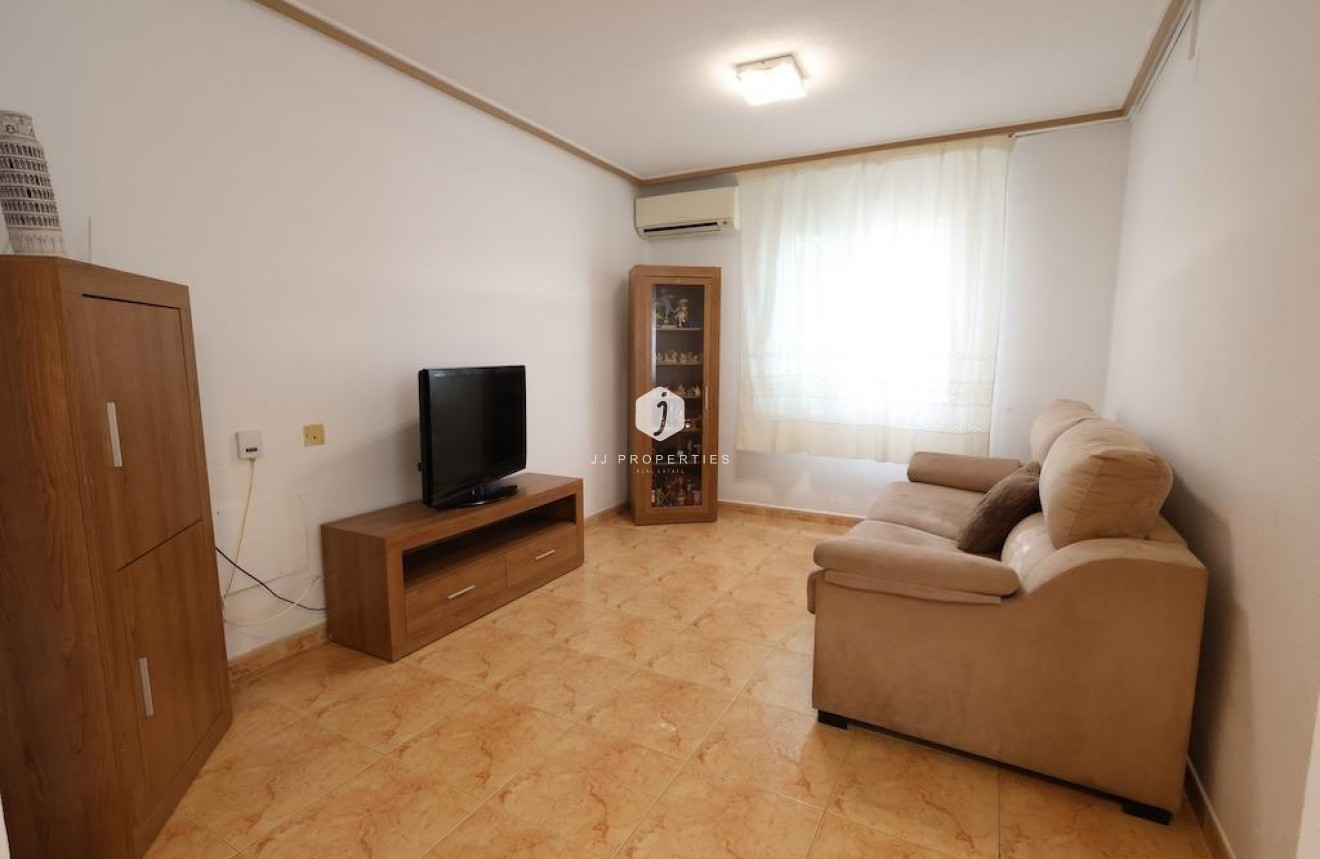Segunda mano - Chalet -
Torrevieja - Costa Blanca