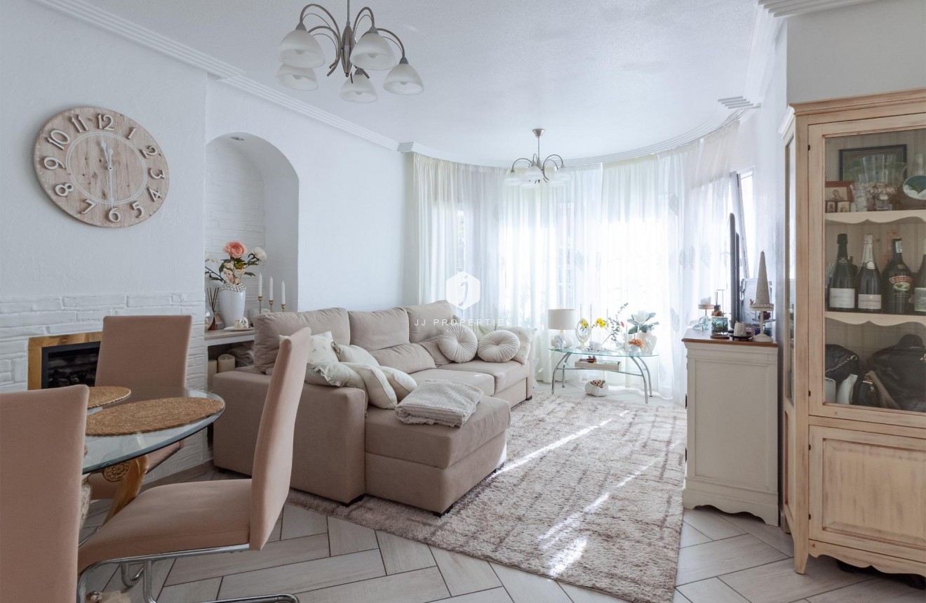 Segunda mano - Villa -
Orihuela Costa - Los Almendros-la Florida