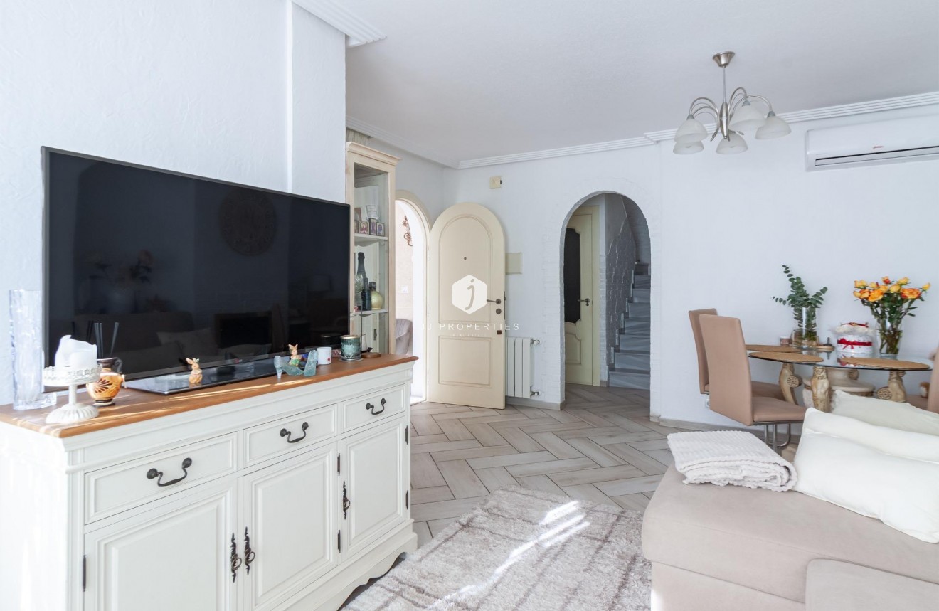 Segunda mano - Villa -
Orihuela Costa - Los Almendros-la Florida