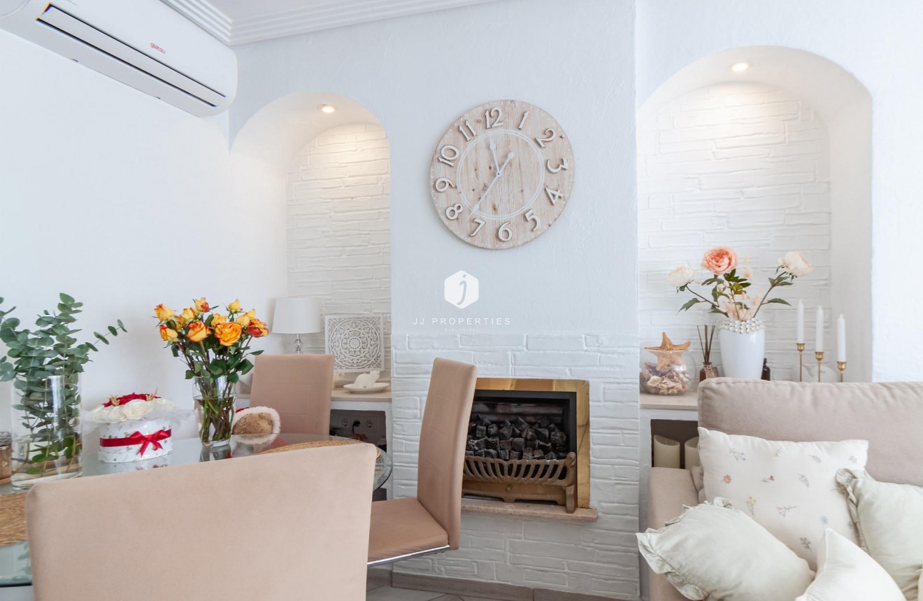 Segunda mano - Villa -
Orihuela Costa - Los Almendros-la Florida