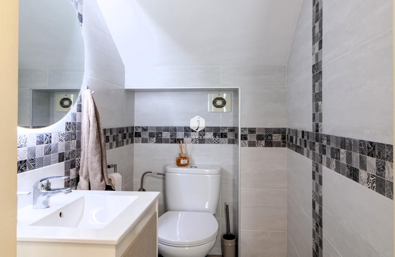 Segunda mano - Villa -
Orihuela Costa - Los Almendros-la Florida