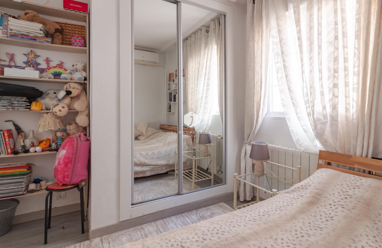 Segunda mano - Villa -
Orihuela Costa - Los Almendros-la Florida