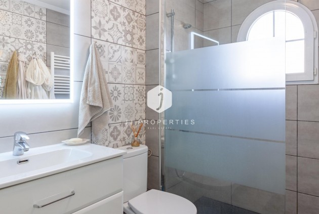 Segunda mano - Villa -
Orihuela Costa - Los Almendros-la Florida