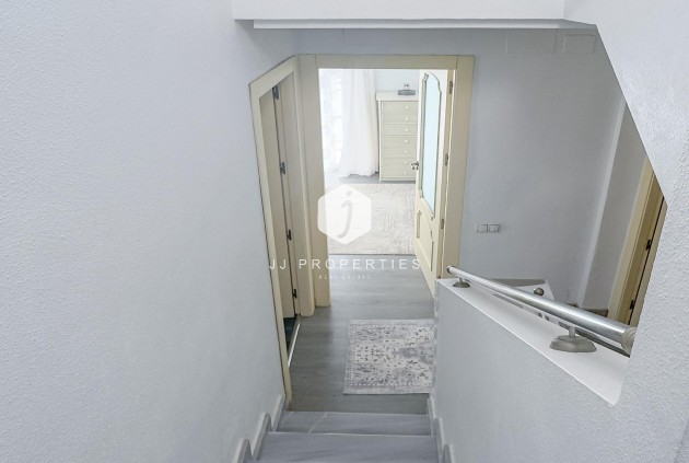 Segunda mano - Villa -
Orihuela Costa - Los Almendros-la Florida