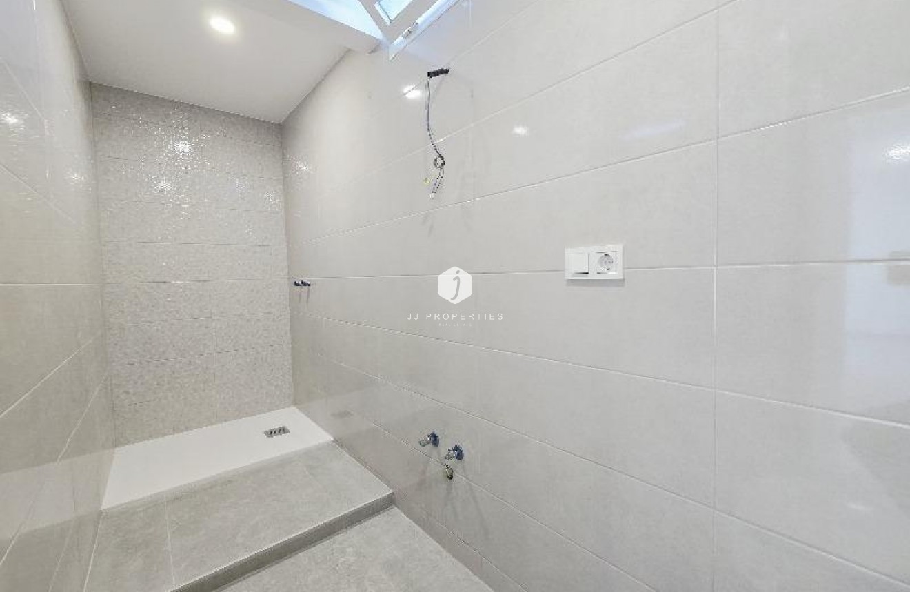 Aus zweiter Hand - Penthouse -
Torrevieja - Playa del Cura