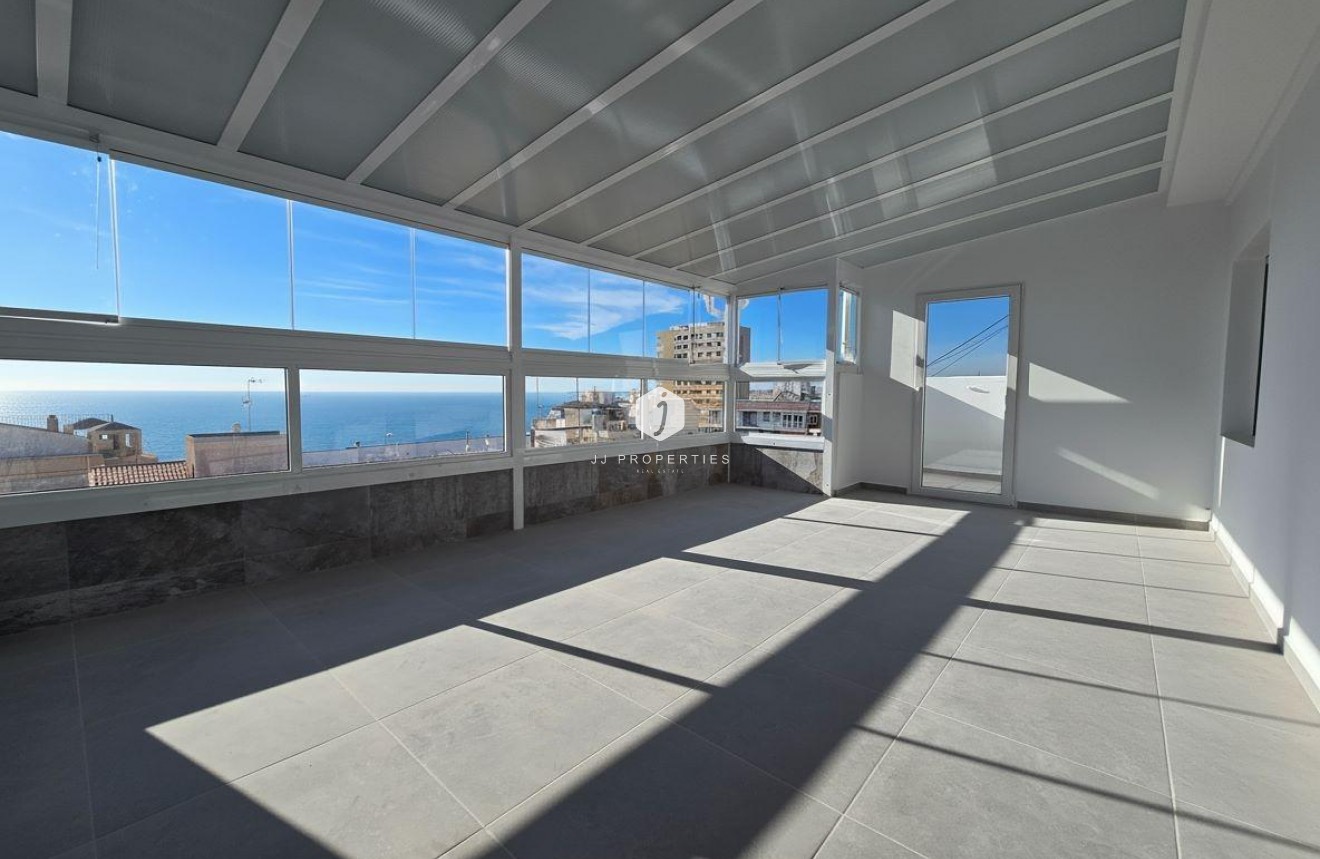 Aus zweiter Hand - Penthouse -
Torrevieja - Playa del Cura