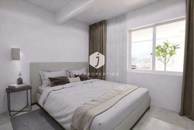 Aus zweiter Hand - Penthouse -
Torrevieja - Playa del Cura