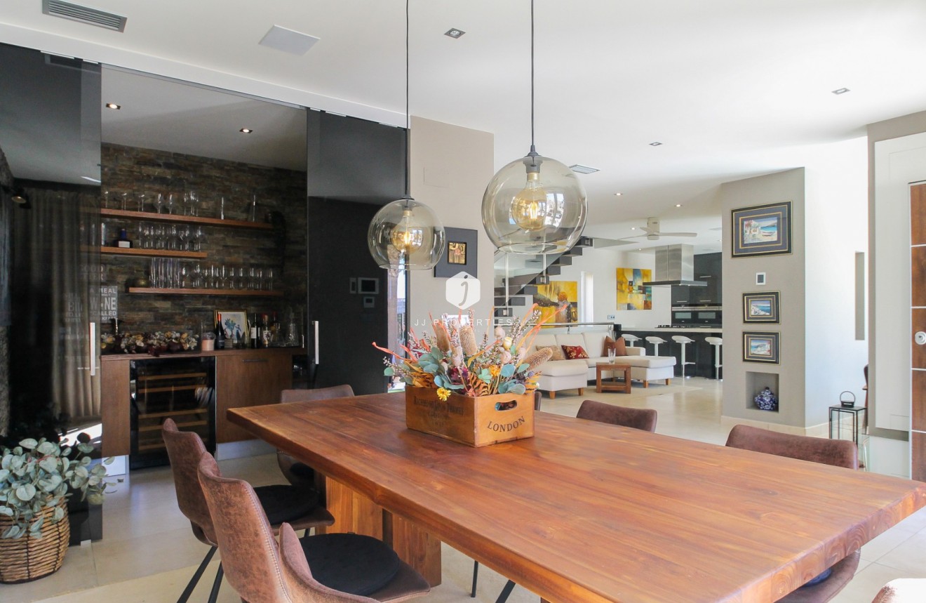 Aus zweiter Hand - Villa -
Torrevieja - Costa Blanca