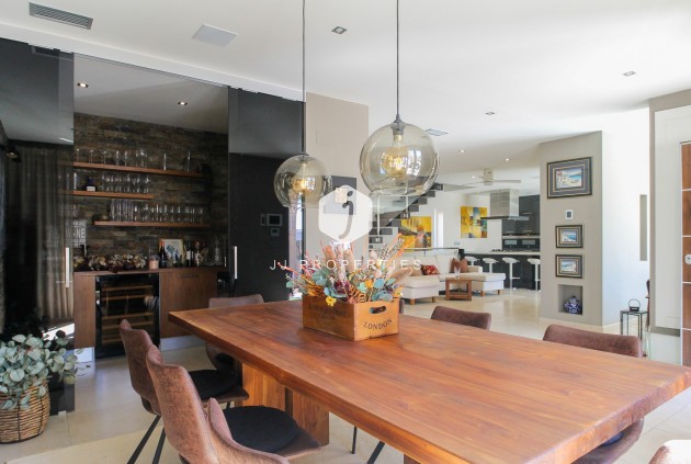 Aus zweiter Hand - Villa -
Torrevieja - Costa Blanca