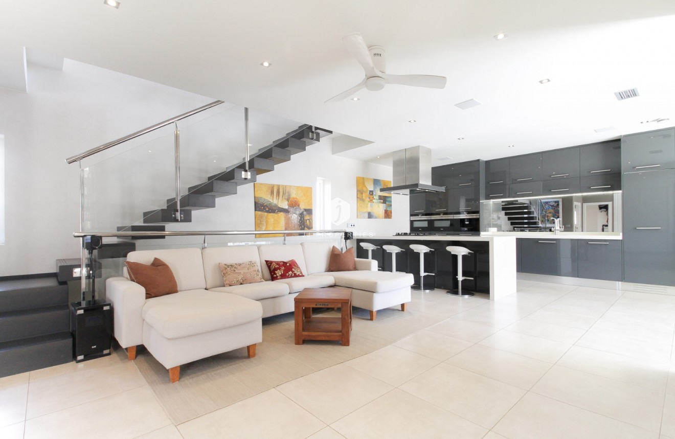 Aus zweiter Hand - Villa -
Torrevieja - Costa Blanca