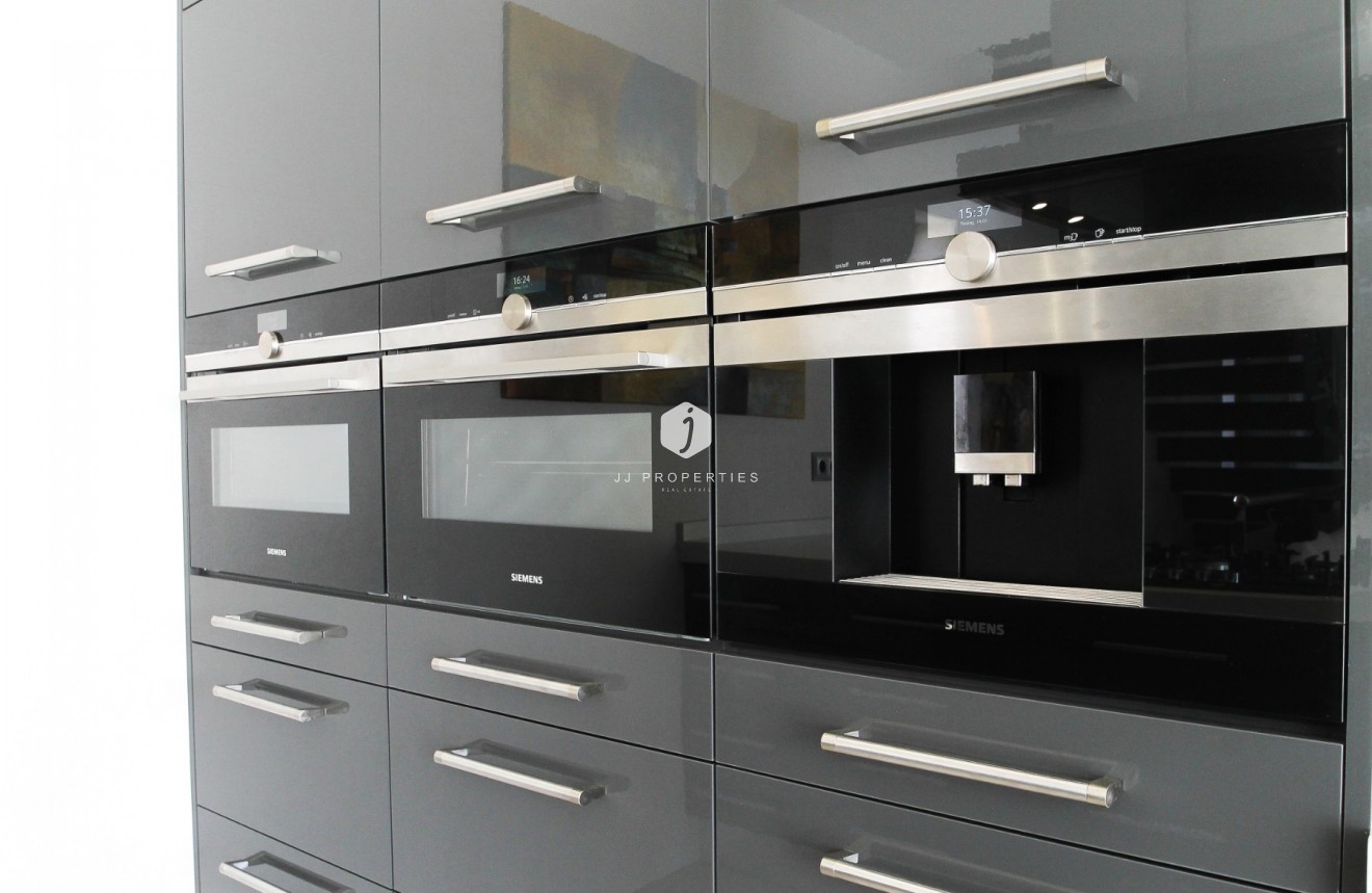 Aus zweiter Hand - Villa -
Torrevieja - Costa Blanca