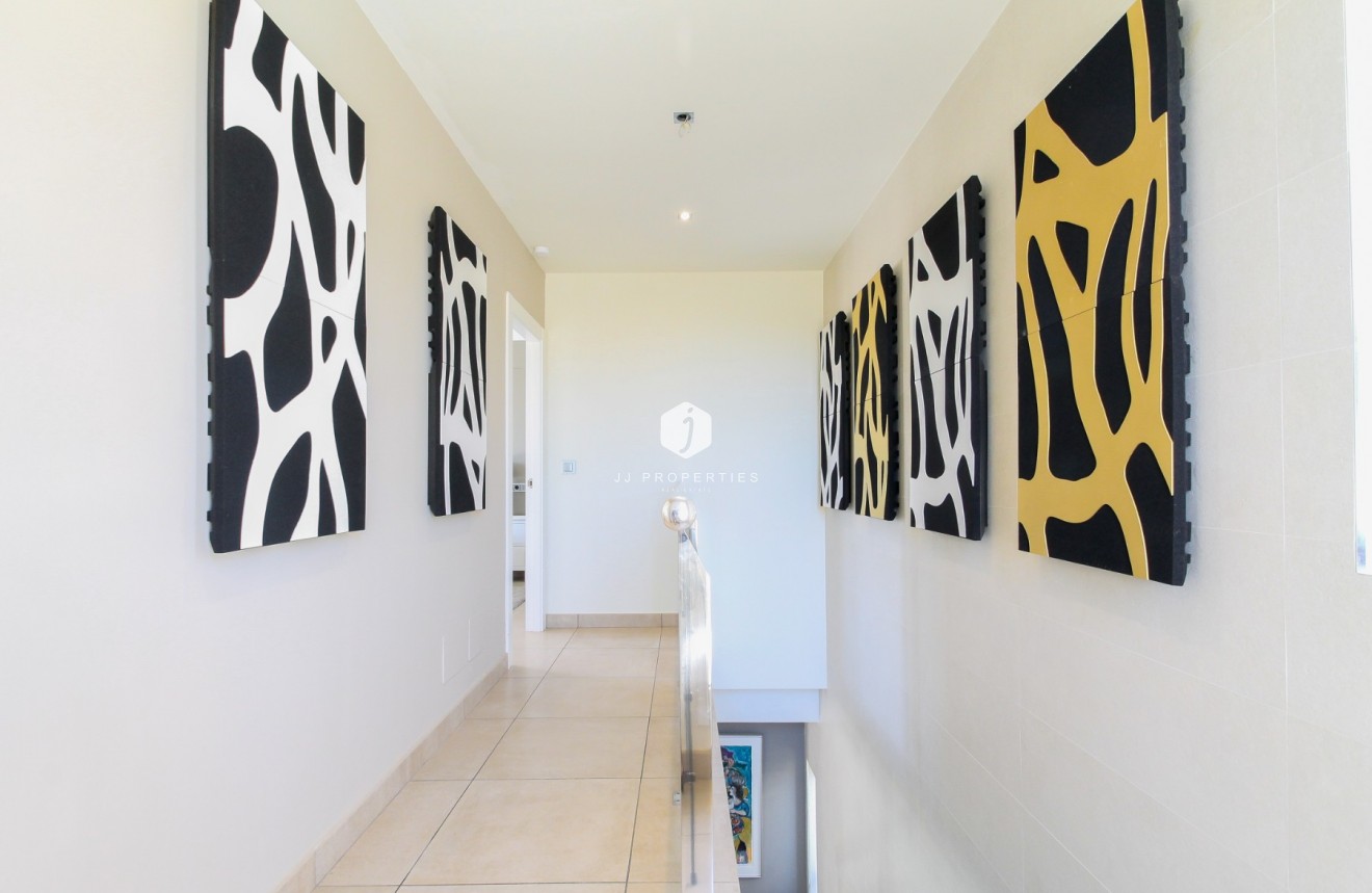 Aus zweiter Hand - Villa -
Torrevieja - Costa Blanca