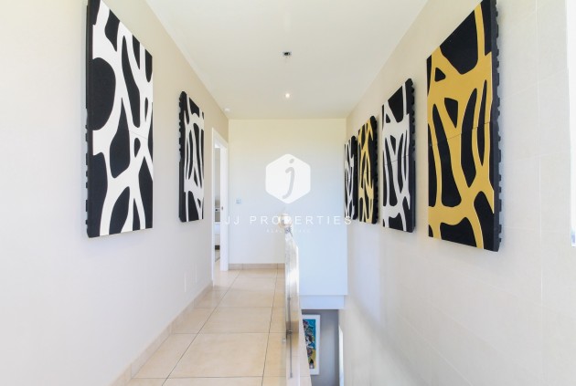 Aus zweiter Hand - Villa -
Torrevieja - Costa Blanca