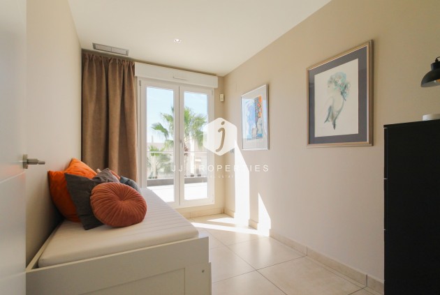 Aus zweiter Hand - Villa -
Torrevieja - Costa Blanca