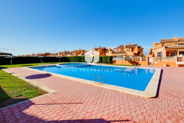 Aus zweiter Hand - Bungalow -
Torrevieja - aguas nuevas