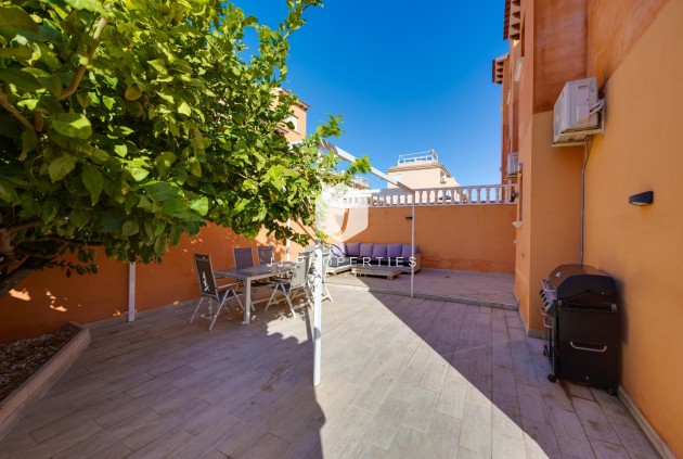 Aus zweiter Hand - Bungalow -
Torrevieja - aguas nuevas