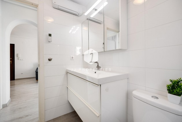 Aus zweiter Hand - Bungalow -
Torrevieja - aguas nuevas