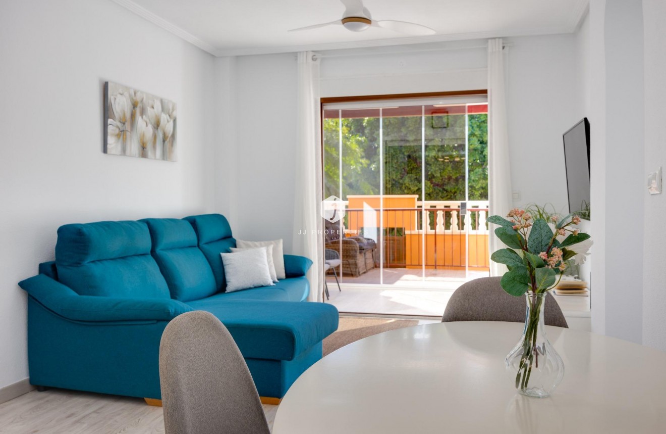 Aus zweiter Hand - Bungalow -
Torrevieja - aguas nuevas