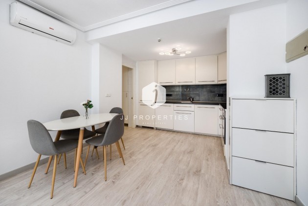 Aus zweiter Hand - Bungalow -
Torrevieja - aguas nuevas