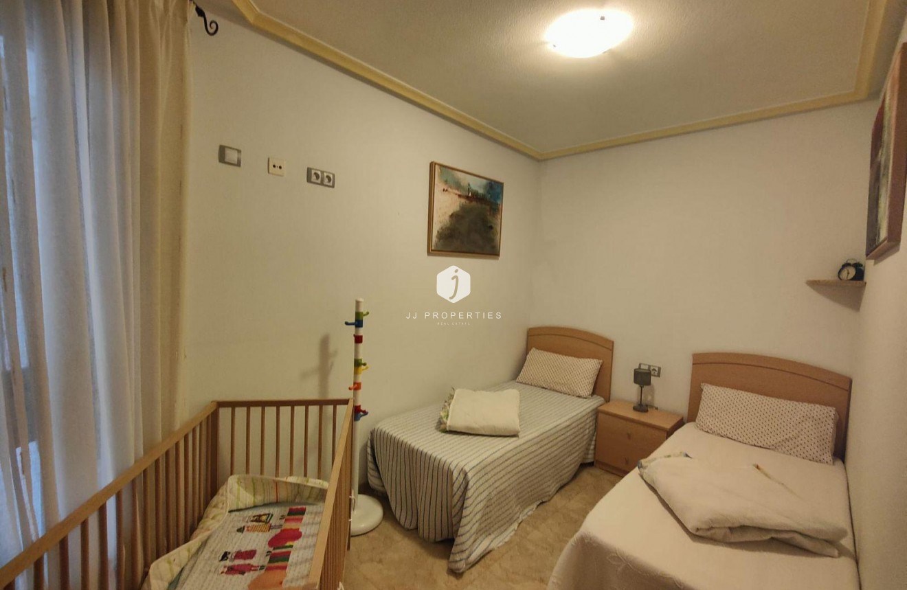 Aus zweiter Hand - Wohnung -
Torrevieja - La Mata